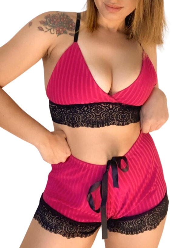 Conjunto Short Doll na cor pink